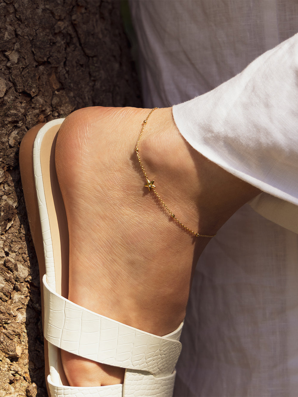 Delta Anklet