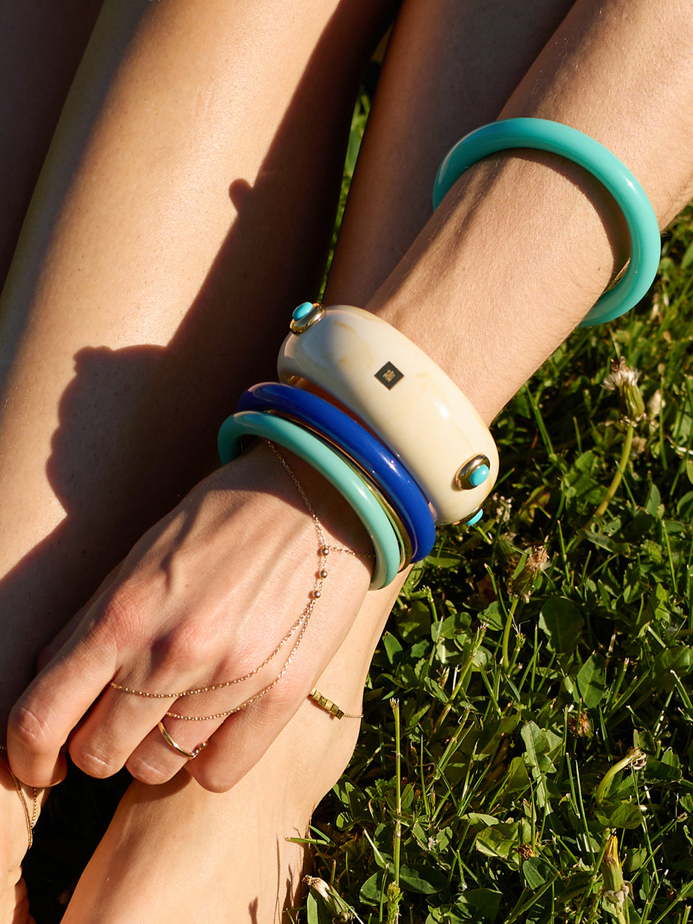 Assia Bangle