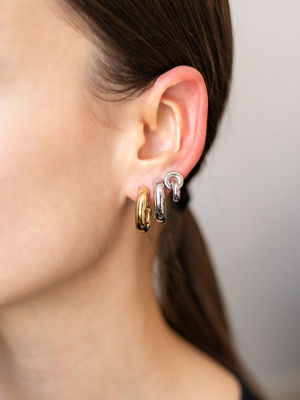 Subtile Earrings