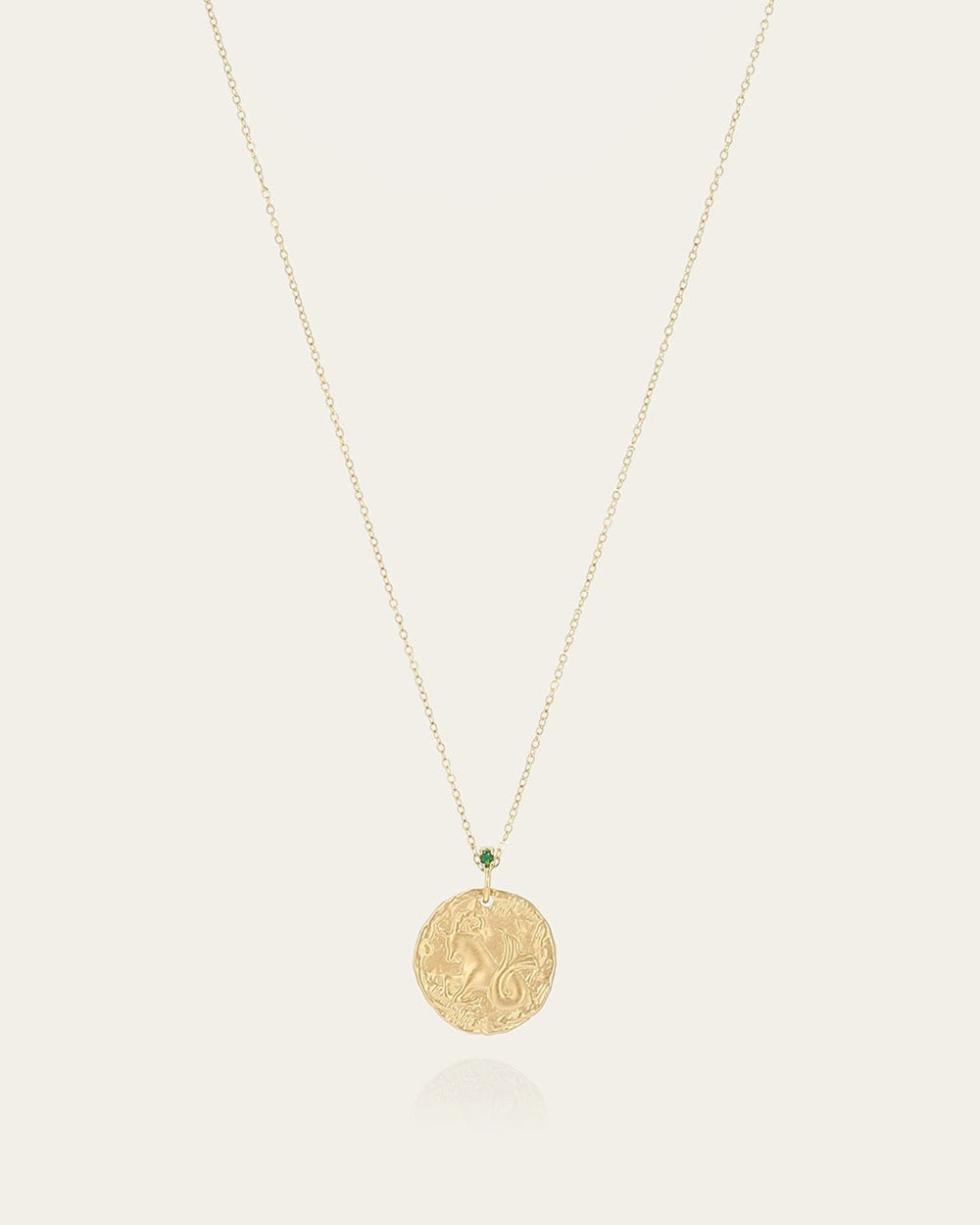 Collier Aigokereus (Acier doré)