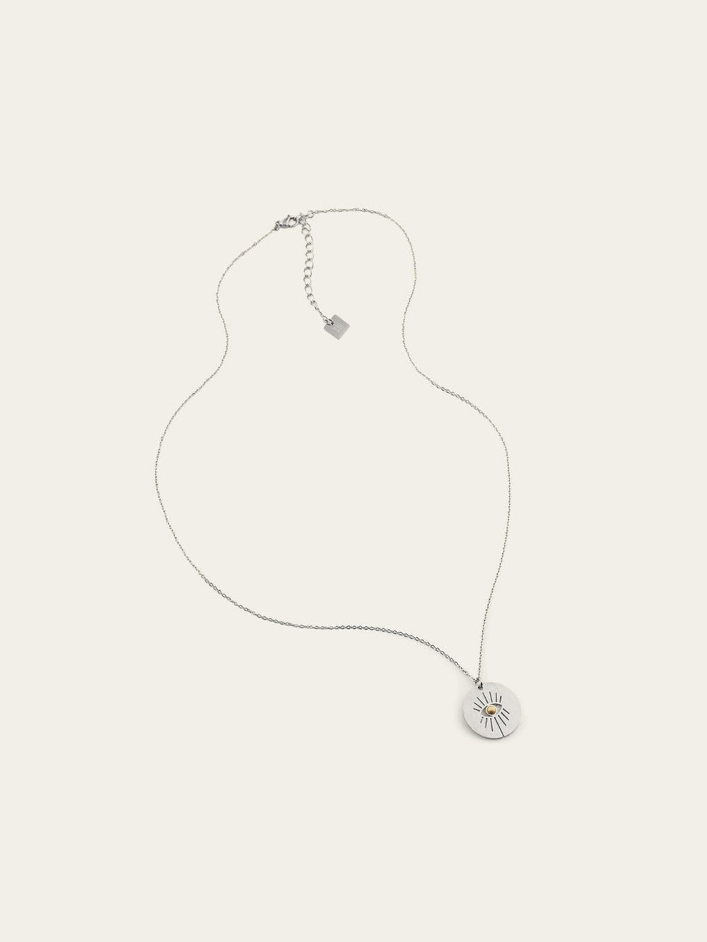 Collier Isis