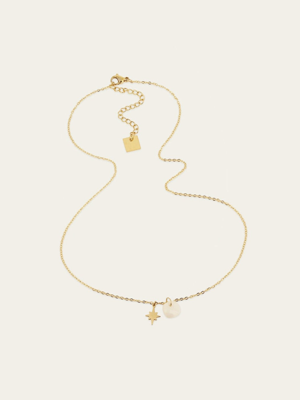 Manuréva Necklace