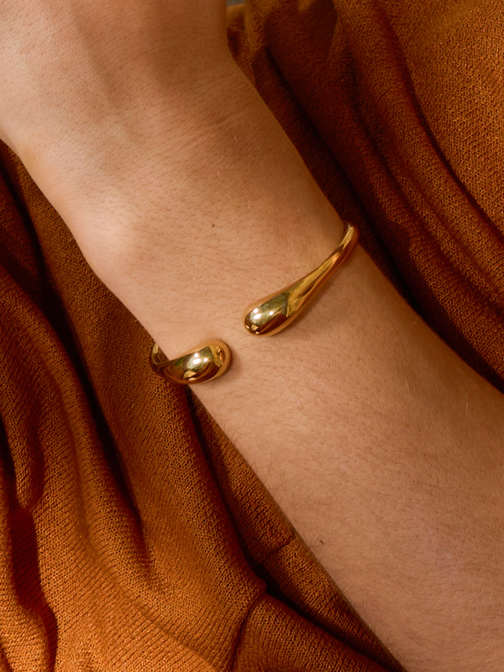 Aurèle Bangle Bracelet