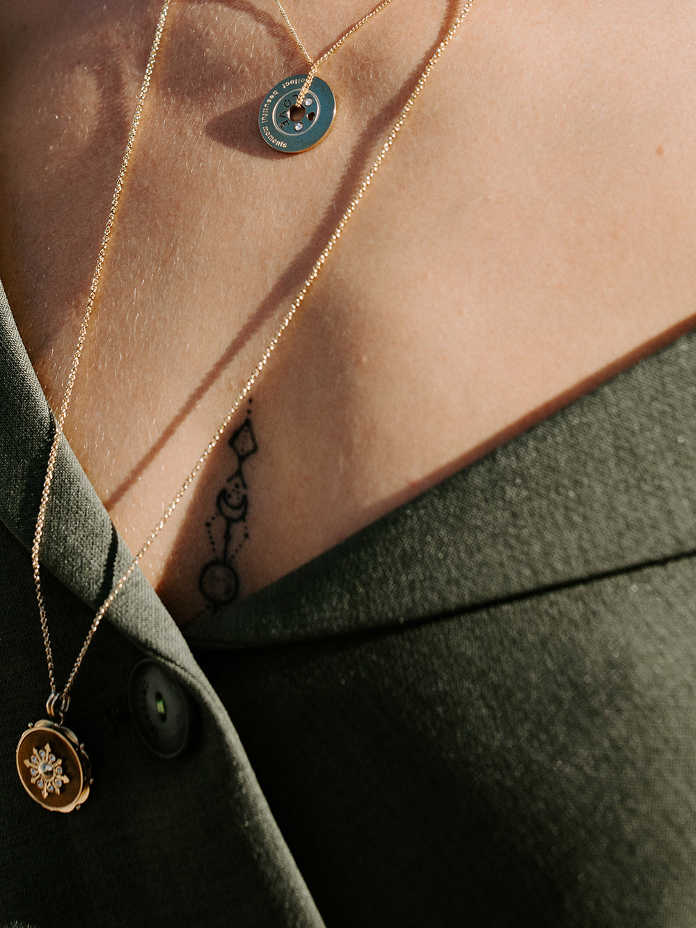 Petunia Long necklace