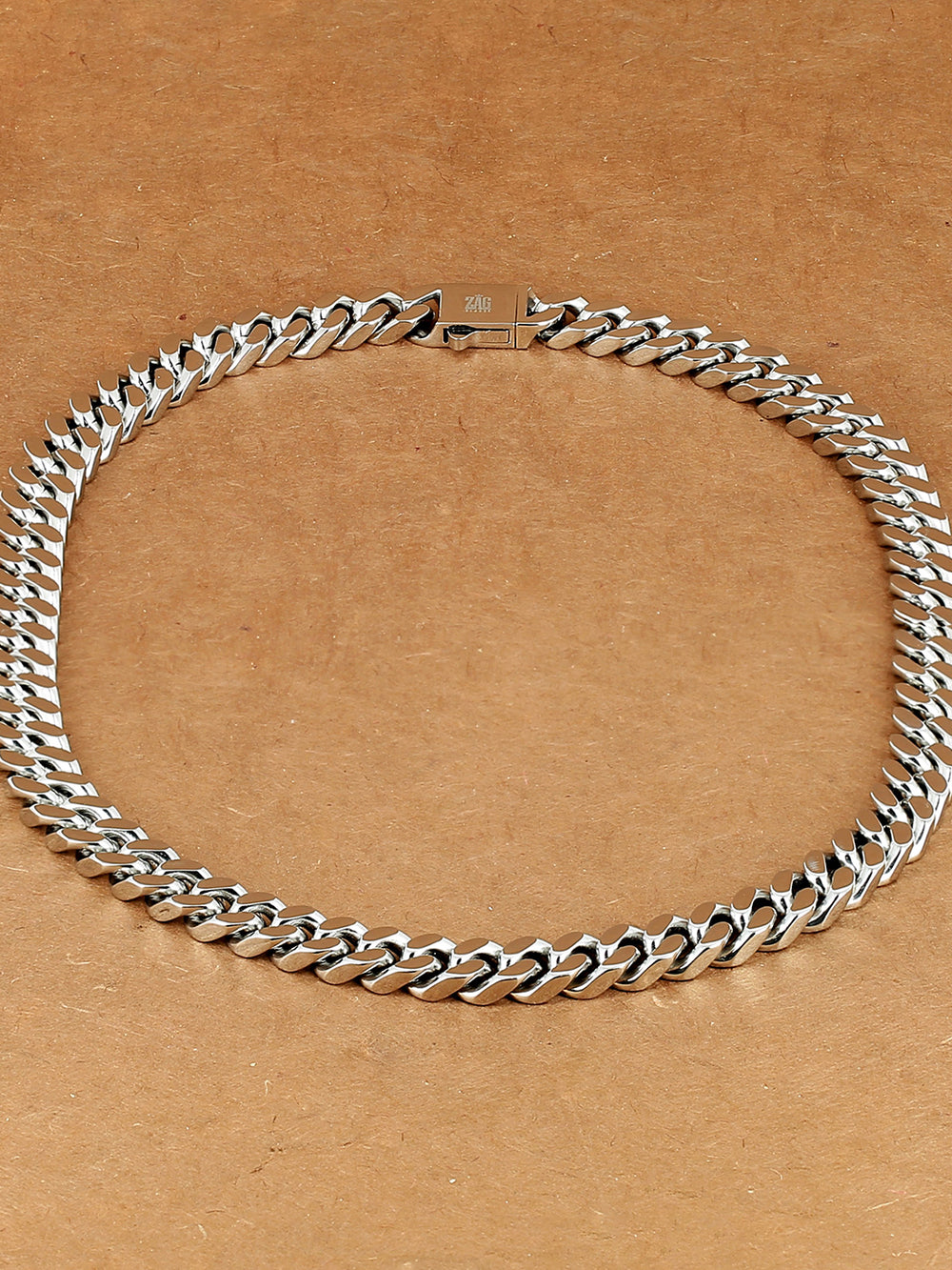 Jules necklace 