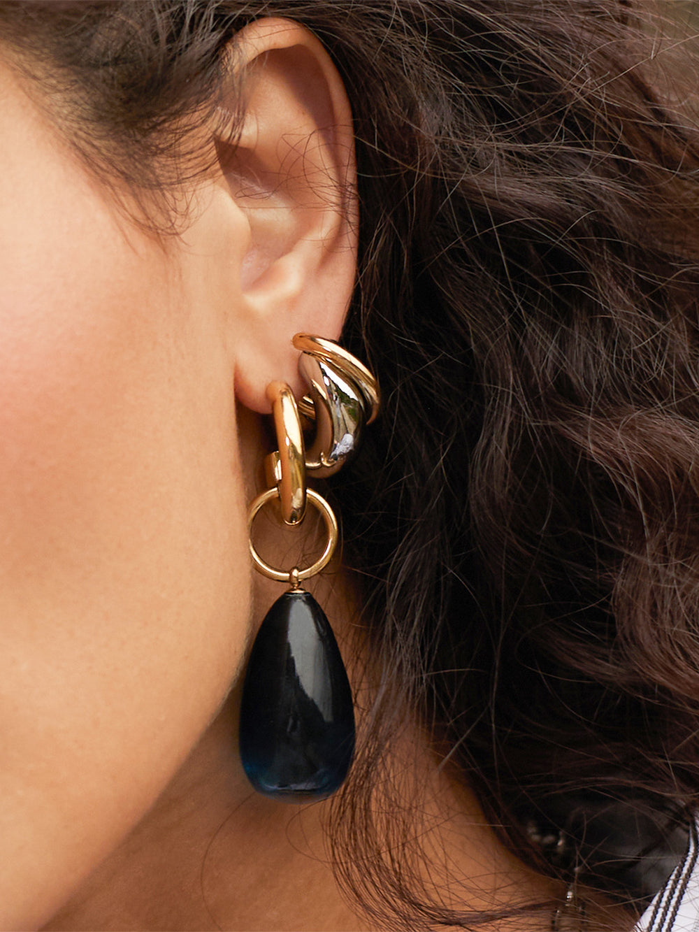 Alban Earrings 