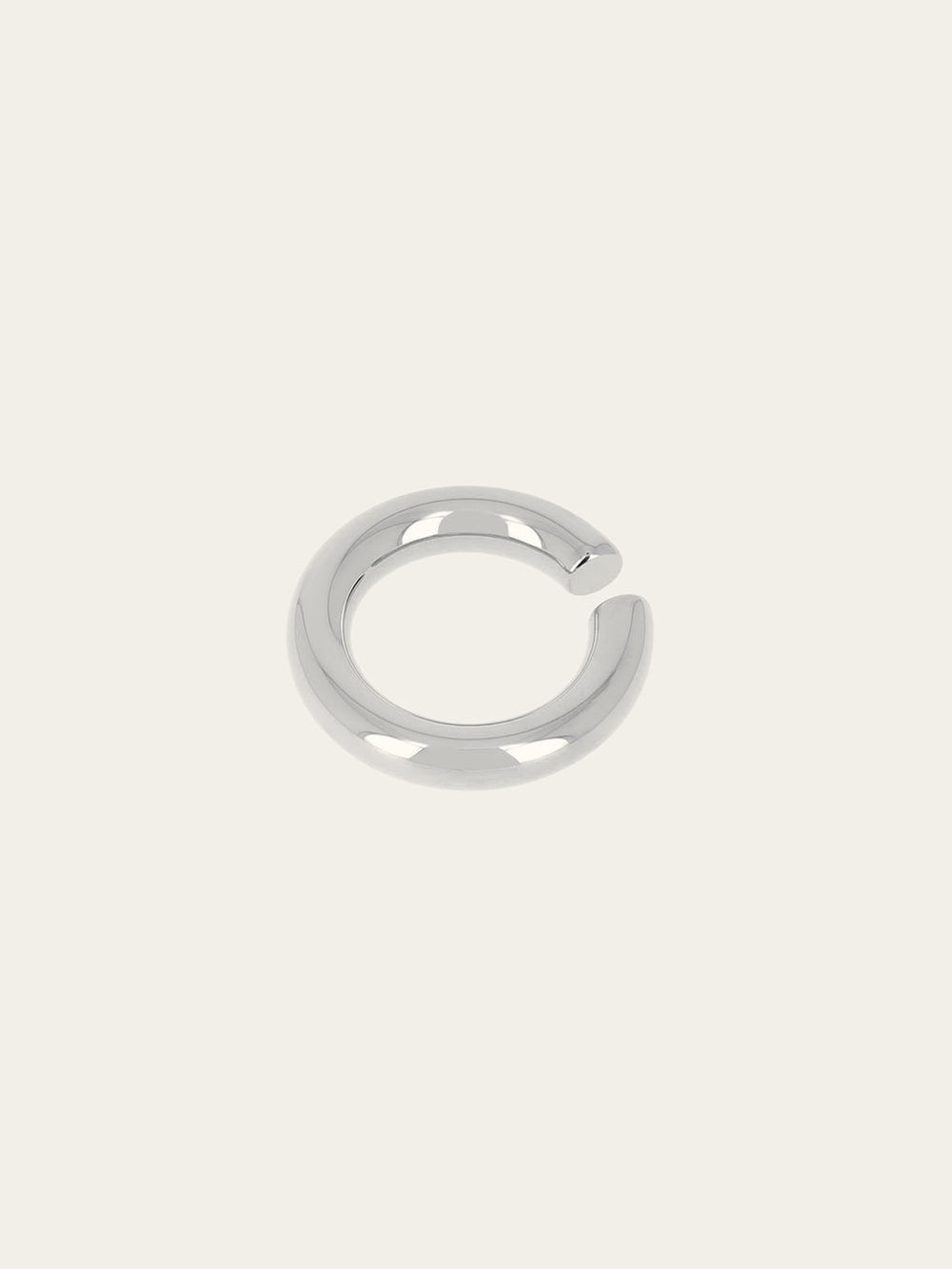 Carly Earcuff 