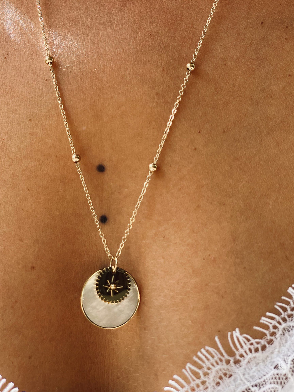 Neom Necklace 