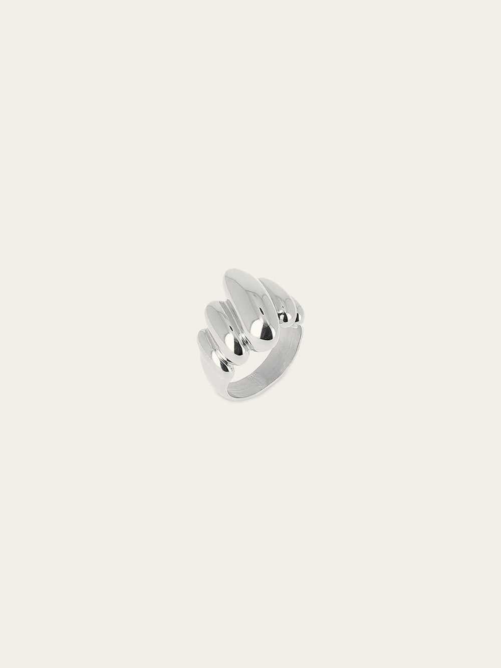 Trocadero ring 